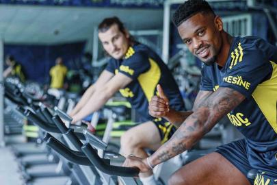 Fenerbahçe, Beşiktaş derbisi hazırlıklarına başladı