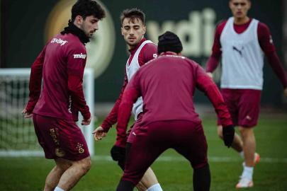 Galatasaray, Antalyaspor maçı hazırlıklarına başladı