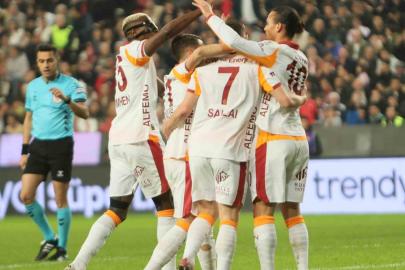 Galatasaray, Antalyaspor’a karşı yenilmezlik serisini 19 maça çıkardı