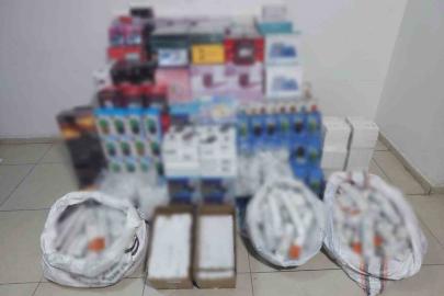 Gaziantep’te 1,3 milyon TL’lik kaçak elektronik eşya ele geçirildi: 1 gözaltı