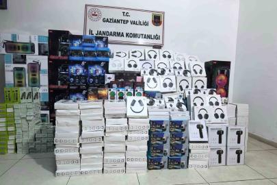 Gaziantep’te 1,5 milyon TL değerinde kaçak elektronik eşya ele geçirildi
