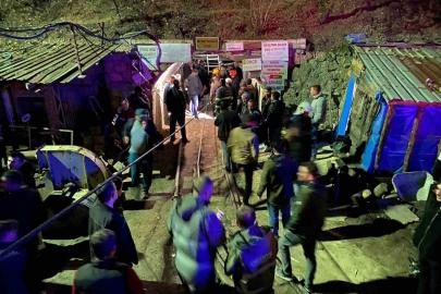 Gediz’de madende gazdan etkilenen madencilerin tedavileri devam ediyor