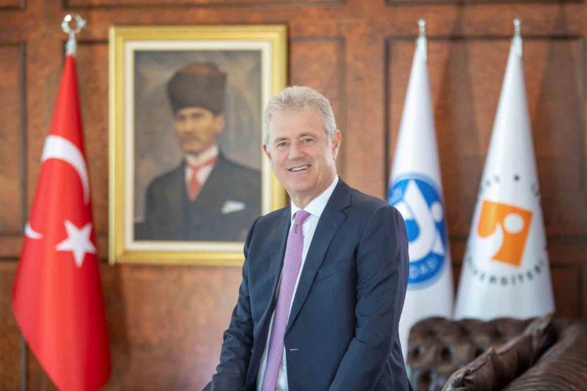 Geleceğin spor yöneticileri İzmir’den yetişecek