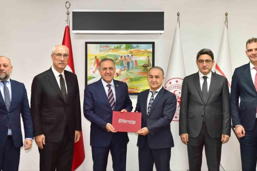 Genç’e 750 kişilik yeni spor salonu