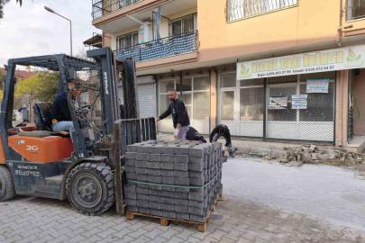 Germencik’te belediye ekiplerinin çalışmaları devam ediyor