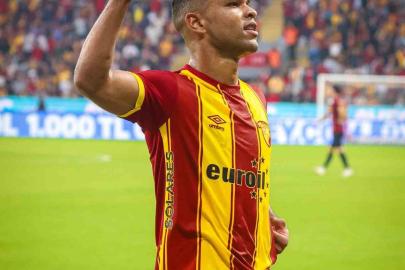 Göztepe’de ilk devrenin yıldızı Juan oldu