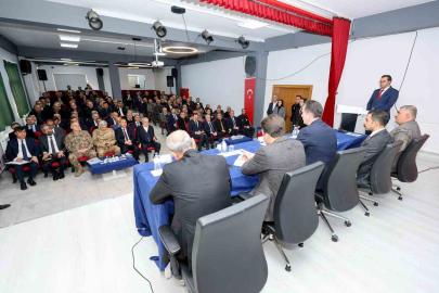 Güroymak’ta "İlçe Koordinasyon, İstişare ve Muhtarlar Toplantısı" düzenlendi