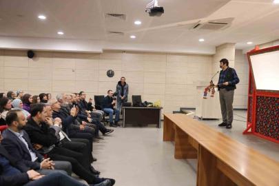 "Hacivat-Karagöz", genç kuşaklarla perde açtı