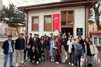 Hakkarili öğrenciler Ankara gezisinden döndü