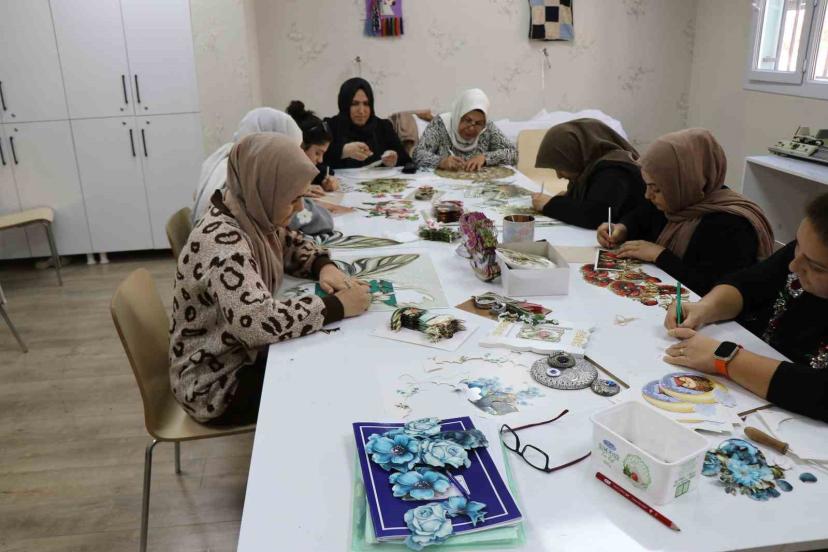 Haliliye’de kadınlar aile bütçelerine katkı sağlıyor