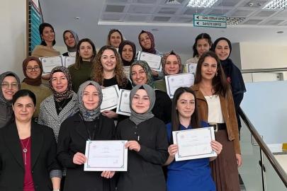 Hastane personeline "Anne Sütü ve Emzirme Eğitimi"