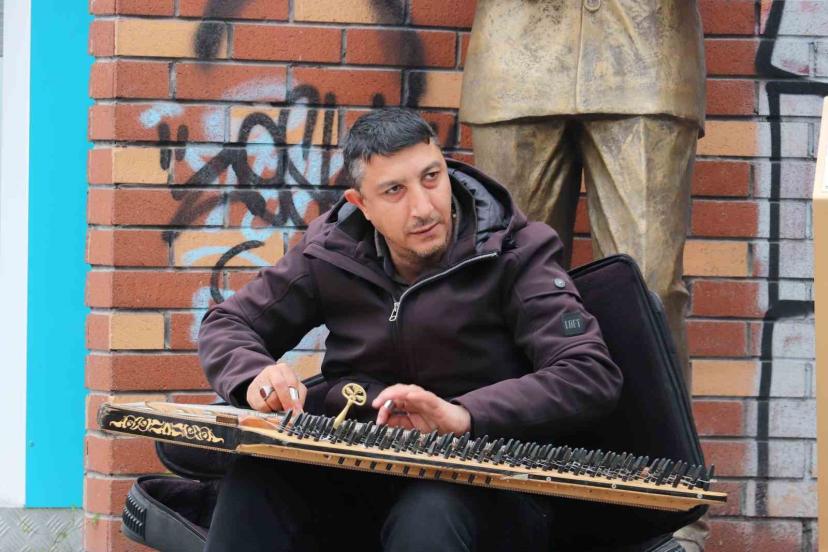 Havaların soğuması sokak sanatına engel olamadı