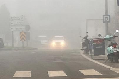 Hayrabolu’da yoğun sis hayatı olumsuz etkiledi
