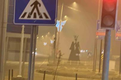 Iğdır’da gece saatlerinde yoğun sis etkili oldu