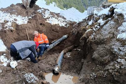 Ilgar Dağı Geçidi’nde tünel çalışmasında su borusu patladı