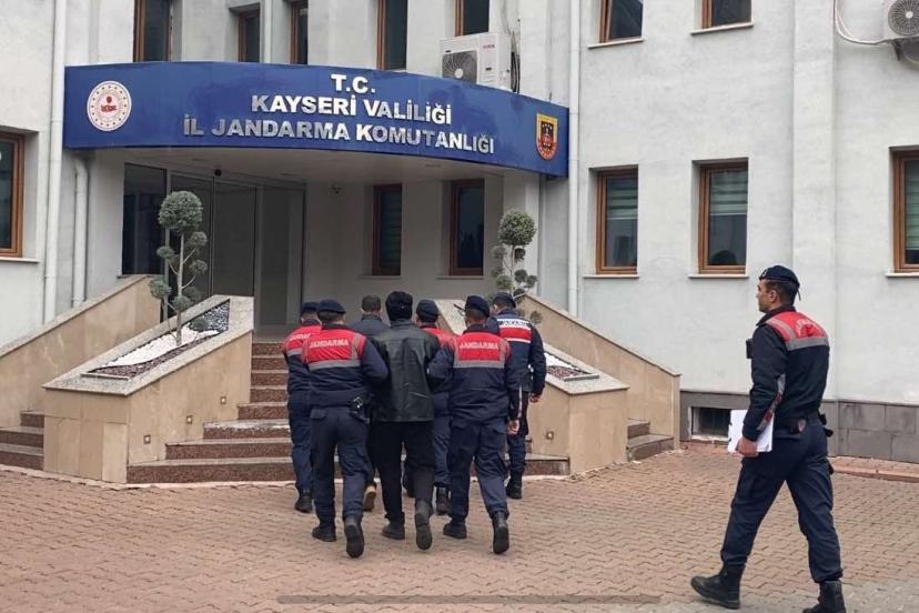 Jandarmadan DEAŞ operasyonu: 2 gözaltı