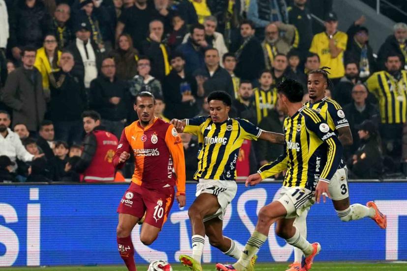 Jayden Oosterwolde cezalı duruma düştü