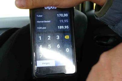 Kadın yolcu ile taksicinin hizmet bedeli tartışması: "Haram olsun" diyerek araçtan indi