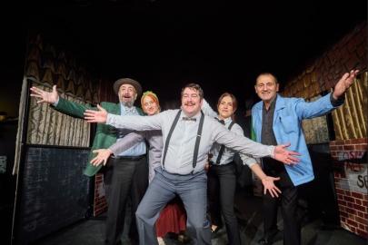 "Kahraman Bakkal" oyunu 27 yıl sonra yeniden sahnede