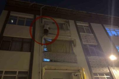 Kapısına gelen sivil polislerden korkup balkona çıkarak yürekleri ağza getirdi