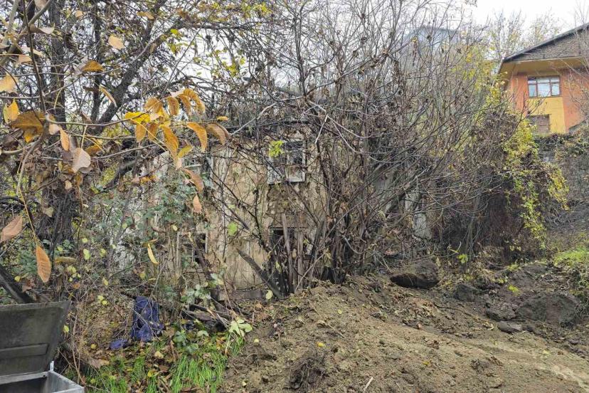 Karabük’te metruk binada çıkan yangın korkuttu