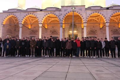 Karatay’da öğrenciler sabah namazı programında buluşuyor