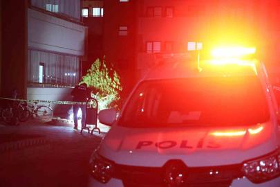 Karısını 22 bıçak darbesiyle öldüren zanlı, "Kolumda Ebru yazıyor" diye kendini savundu