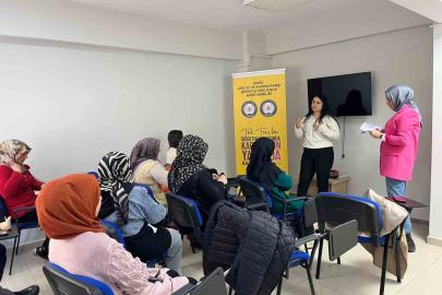 Kars’ta kadınlara KADES uygulaması tanıtıldı