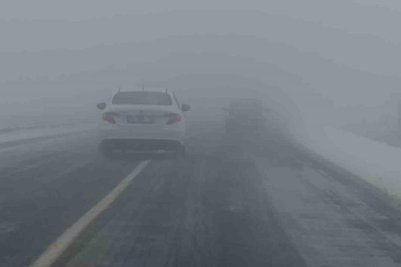 Kars’ta yoğun sis: Uçak seferleri iptal edildi