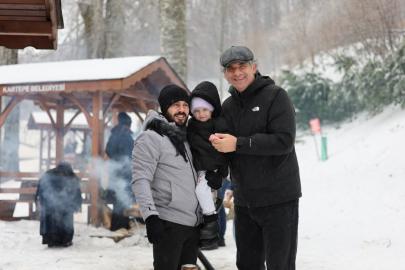 Kartepe’deki mesire alanı kışın da misafirlerini ağırlıyor