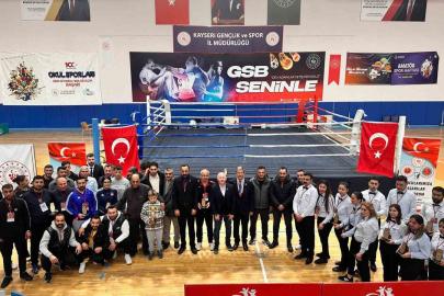 Kayseri’de "Gazilerimize Vefa Muaythai Şampiyonası" yapıldı