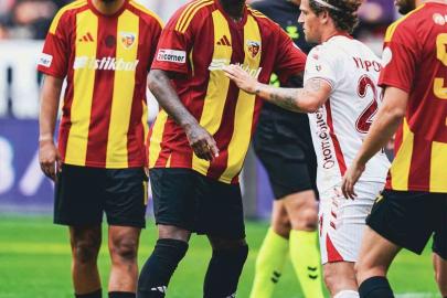 Kayserispor’a 17 maçta 42 sarı kart ve 2 kırmızı kart çıktı