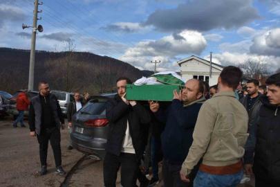 Kazada hayatını kaybeden sürücü toprağa verildi