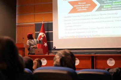 KBÜ’de "Tez Yazım Atölyesi" programı tamamlandı