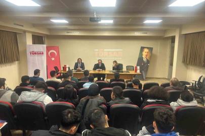 KBÜ’de turizm taşımacılığının geleceği masaya yatırıldı