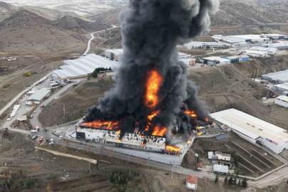 Kırıkkale’deki kimya fabrikasındaki yangına müdahale sürüyor