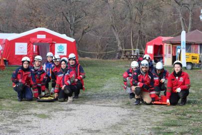 Kırklareli’nde 11 sağlık personeline UMKE belgesi
