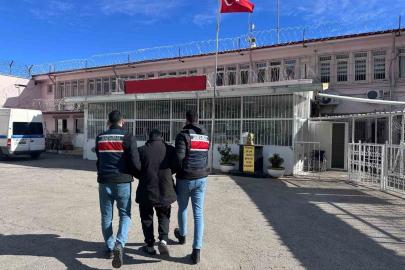Kırmızı bültenle aranan DEAŞ üyesi Gaziantep’te yakalandı