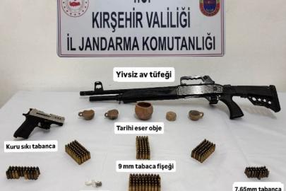 Kırşehir’de kaçakçılık operasyonu: silah, mühimmat ve tarihi eser ele geçirildi