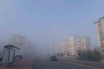 Kırşehirliler güne sisli bir havada uyandı
