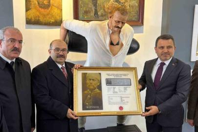 Koca Seyit’in künye defteri ve gençlik fotoğrafı ortaya çıktı