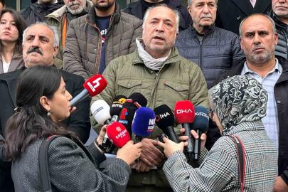 Kocaeli’deki fabrika yangınında ölenlerin yakınlarından SGK önünde açıklama