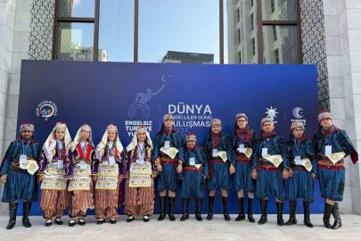 Kocaeli’nin "Gonca Efeleri" Cumhurbaşkanı Erdoğan’ın önünde sahne aldı