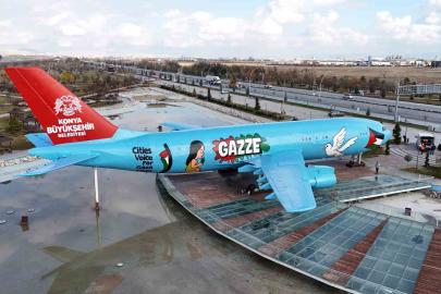 Konya Büyükşehir, şehre gelenleri "Gazze" mesajıyla karşılıyor