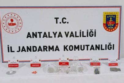 Konyaaltı ve Elmalı’da uyuşturucu operasyonu