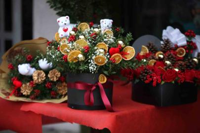 Konya’da kokina çiçeği yılbaşı öncesi ilgi görüyor