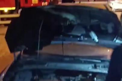 Konya’da park halindeki otomobilde yangın