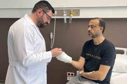 Kopan parmağını buz poşetine koyup yurt dışından Türkiye’ye geldi