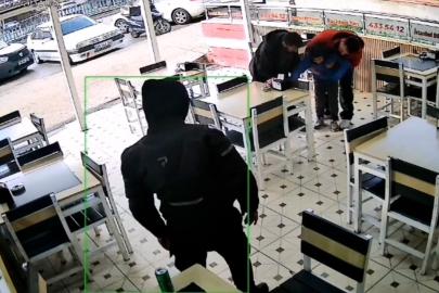 Kurye heimlich manevrasıyla boğulan çocuğu kurtardı: O anlar kamerada