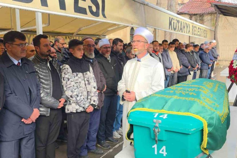 Kütahya Berberler ve Kuaförler Odası Başkanı Mehmet Çaltı son yolculuğuna uğurlandı